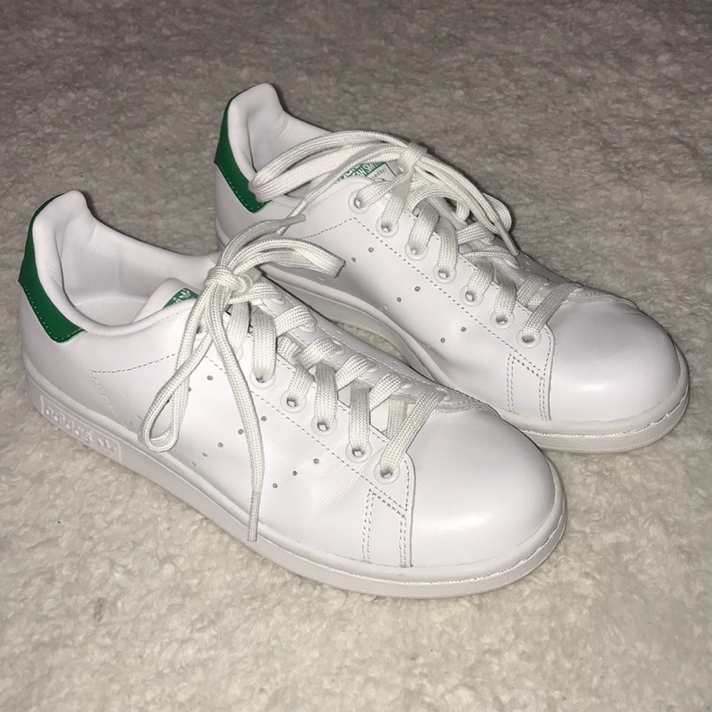 NEVER WORN adidas Stan Smith’s